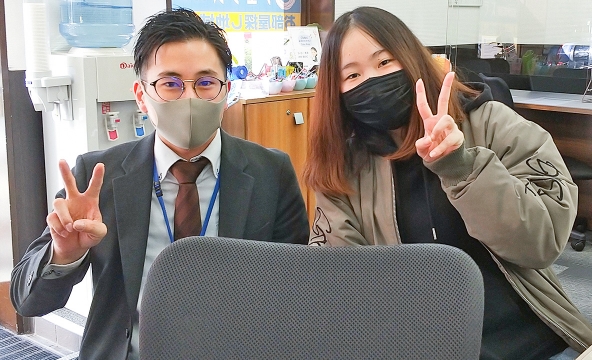 H・E様