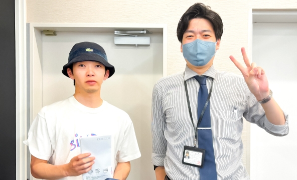 R・E様